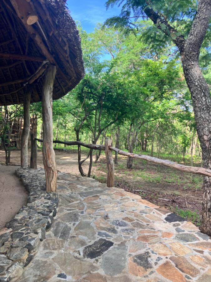 Lemara Eco Camp Hotel Kisaki Ngoại thất bức ảnh