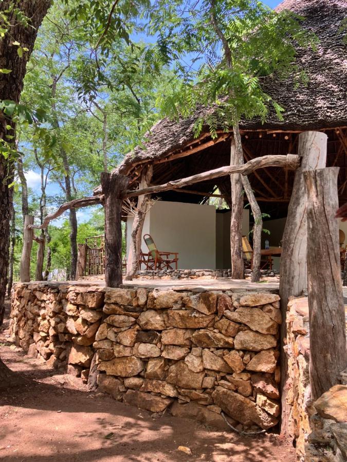 Lemara Eco Camp Hotel Kisaki Ngoại thất bức ảnh